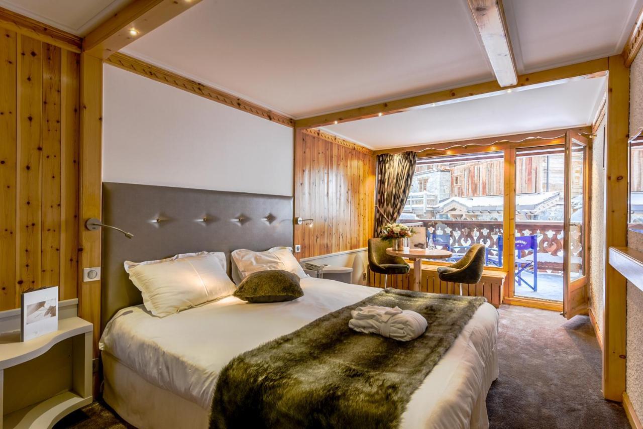 Hotel Les Sherpas Courchevel Exterior photo