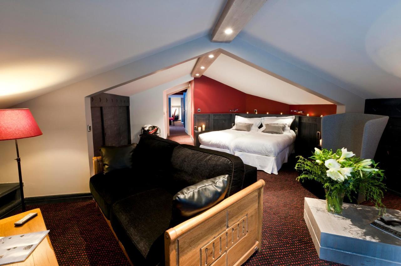 Hotel Les Sherpas Courchevel Exterior photo
